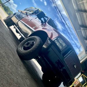 Meet your Posher, Guillermo